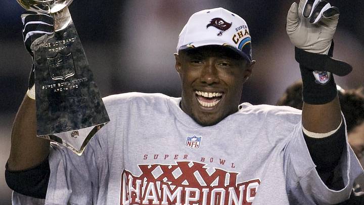 Former Tampa Bay Buccaneers defensive back Dexter Jackson Former Tampa Bay Buccaneers defensive back Dexter Jackson