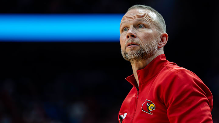 Louisville head coach Pat Kelsey worked the sideline during the second half as the Louisville Cardinals hosted the Kentucky Wildcats at the KFC Yum! Center on Tuesday, Nov. 11, 2025. The Cardinals defeated the Wildcats 96-88.