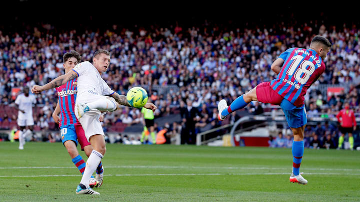  Jordi Alba y Toni Kroos