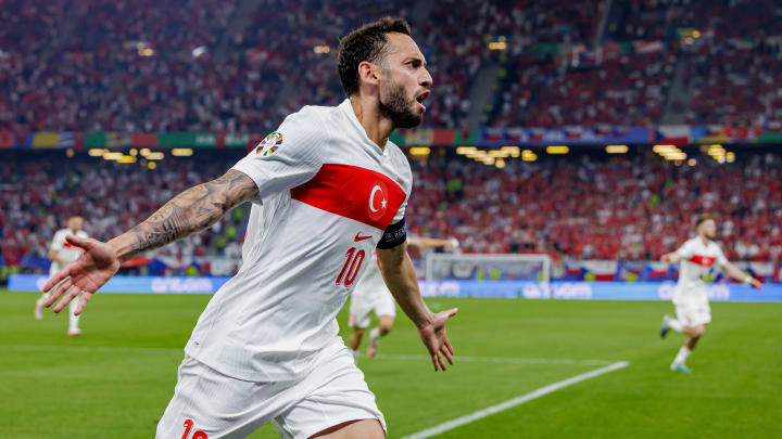 Hakan Calhanoglu - Turquie 