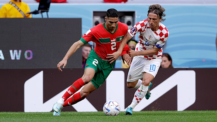 Nem Modric nem Hakimi, do PSG, conseguiram brilhar na largada do Mundial do Catar