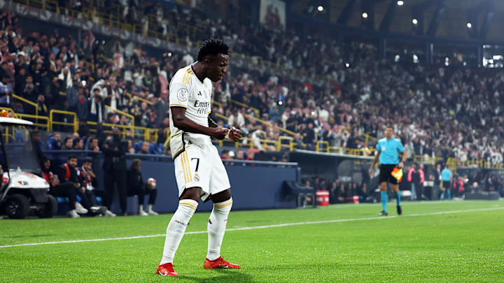 Real Madrid CF v FC Barcelona - Super Copa de España Final