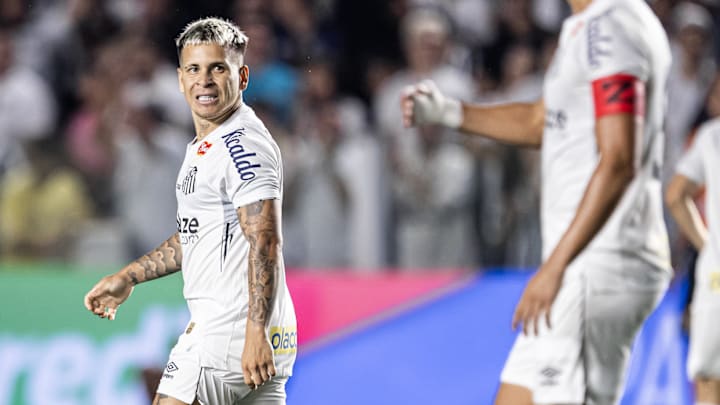 Soteldo já vestiu as cores de Grêmio e Santos