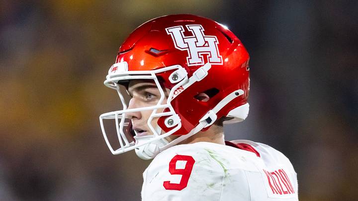 Oct 25, 2025; Tempe, Arizona, USA; Houston Cougars tight end Tanner Koziol (9) against the Arizona State Sun Devils at Mountain America Stadium. Mandatory Credit: Mark J. Rebilas-Imagn Images