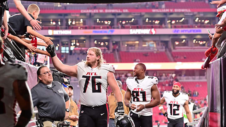 Atlanta Falcons offensive tackle Kaleb McGary (76) will be blocking for fellow ex-Husky Michael Penix Jr. 