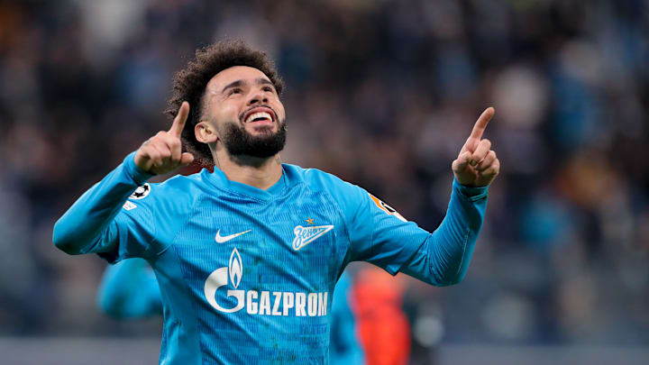 Claudinho tem contrato com o Zenit, da Rússia, até 2027. Claudinho tem contrato com o Zenit, da Rússia, até 2027.