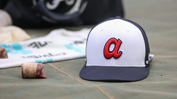 Atlanta Braves hat, Brandon Gaudin