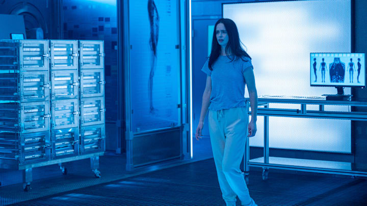 Krysten Ritter as Lucy  - Orphan Black: Echoes _ Season 1, Episode 1 - Photo Credit: Sophie Giraud/AMC