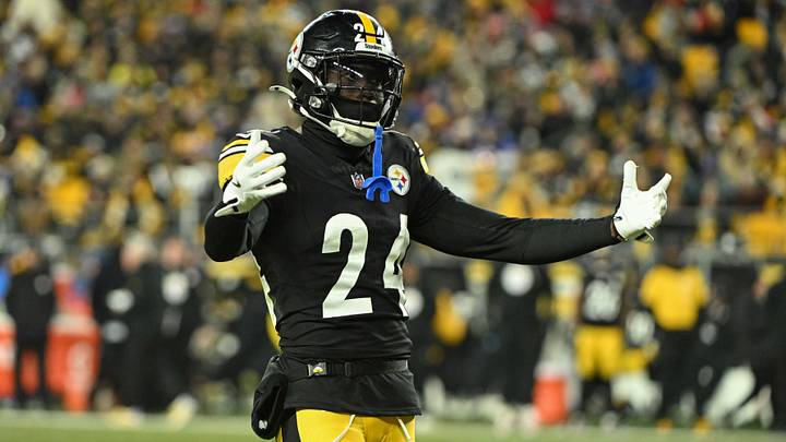 Pittsburgh Steelers cornerback Joey Porter Jr. (24) reacts against the Buffalo Bills during the second half at Acrisure Stadium. Mandatory Credit: Barry Reeger-Imagn Images