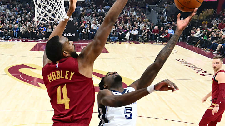 Memphis Grizzlies v Cleveland Cavaliers