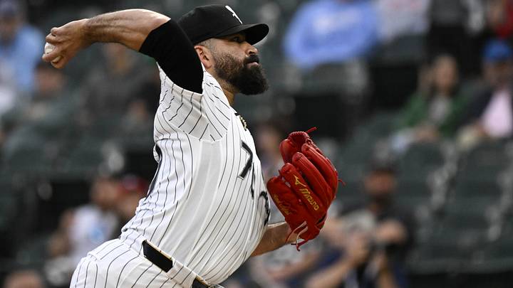 Aug 24, 2026; Chicago, Illinois, USA; Chicago White Sox pitcher Jose Urquidy (70) delivers the ball during the first inning against the Texas Rangers at Rate Field. Mandatory Credit: Matt Marton-Imagn Images Aug 24, 2026; Chicago, Illinois, USA; Chicago White Sox pitcher Jose Urquidy (70) delivers the ball during the first inning against the Texas Rangers at Rate Field. Mandatory Credit: Matt Marton-Imagn Images