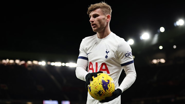 Manchester United v Tottenham Hotspur - Premier League
