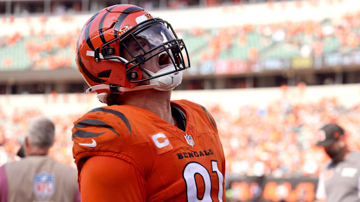 Sep 14, 2025; Cincinnati, Ohio, USA;  Cincinnati Bengals defensive end Trey Hendrickson (91) celebrates the win after the game against the Jacksonville Jaguars at Paycor Stadium. Mandatory Credit: Joseph Maiorana-Imagn Images