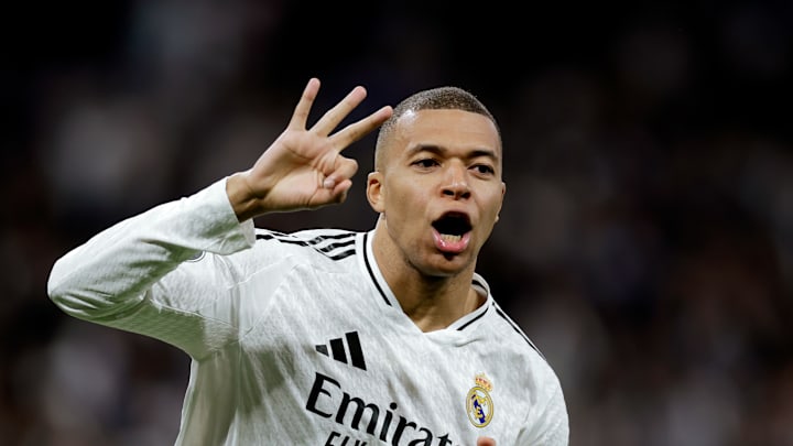 Mbappé anotou um hat-trick no Santiago Bernabéu