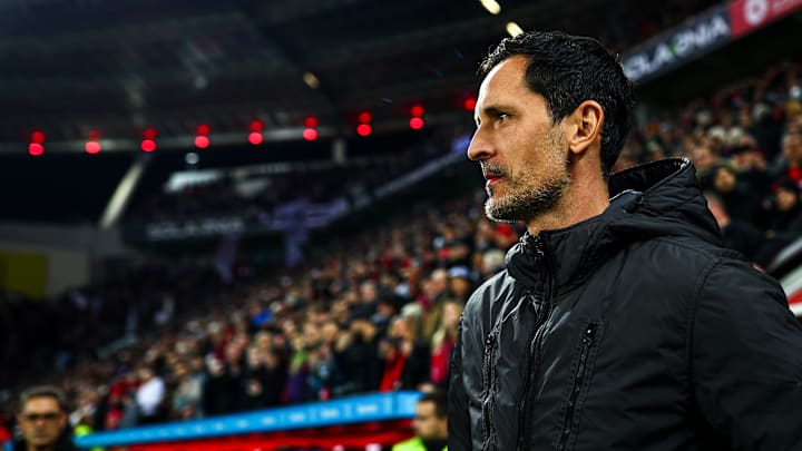 Dino Toppmöller in der Kritik Dino Toppmöller in der Kritik