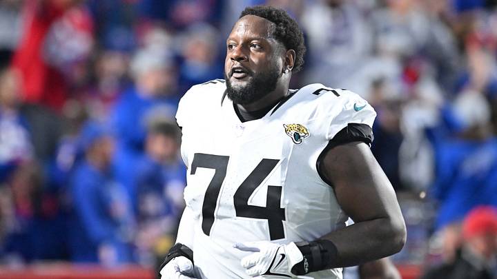Sep 23, 2024; Orchard Park, New York, USA; Jacksonville Jaguars offensive tackle Cam Robinson (74) enters the field before a game against the Buffalo Bills at Highmark Stadium. Mandatory Credit: Mark Konezny-Imagn Images Sep 23, 2024; Orchard Park, New York, USA; Jacksonville Jaguars offensive tackle Cam Robinson (74) enters the field before a game against the Buffalo Bills at Highmark Stadium. Mandatory Credit: Mark Konezny-Imagn Images