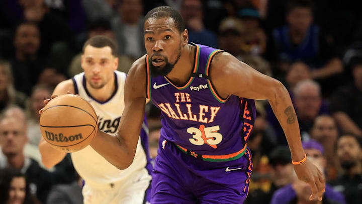 Mar 14, 2025; Phoenix, Arizona, USA; Phoenix Suns forward Kevin Durant (35) against the Sacramento Kings at Footprint Center. Mandatory Credit: Mark J. Rebilas-Imagn Images