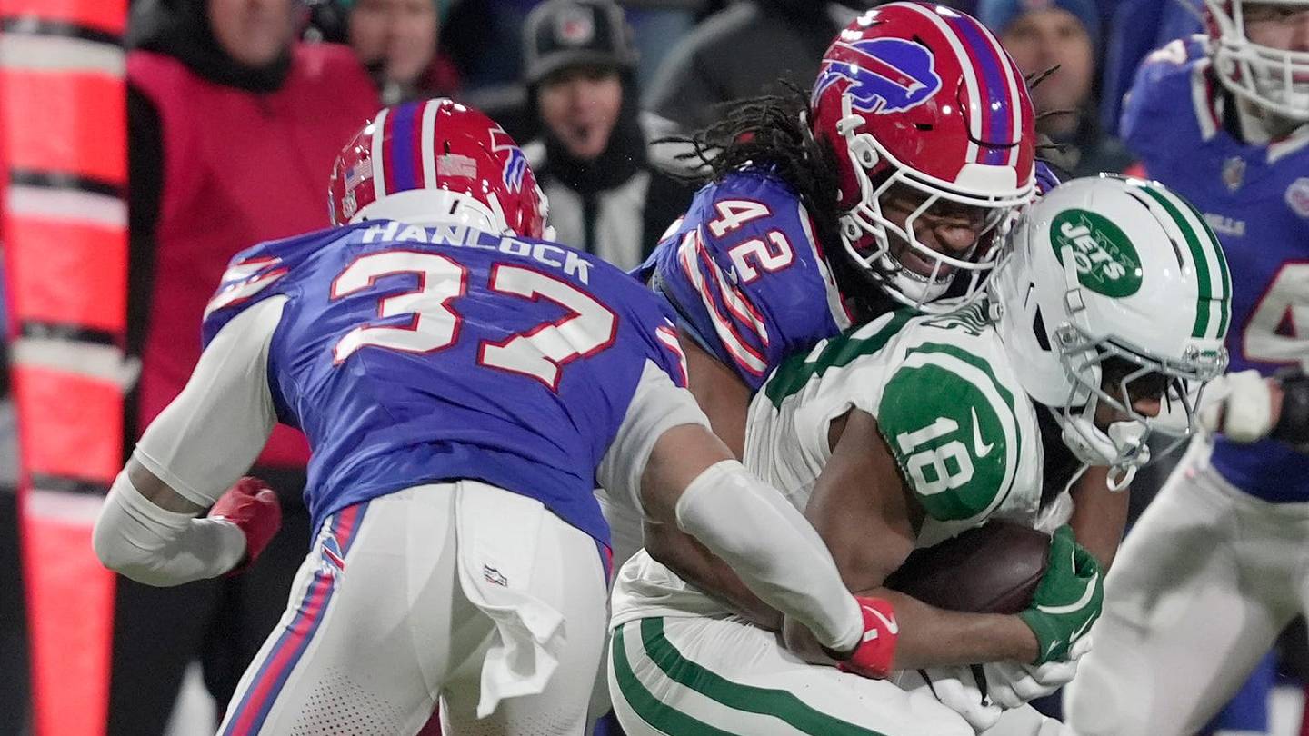 Four Bills' Defenders Whose Stock is Slowly Dropping This Summer