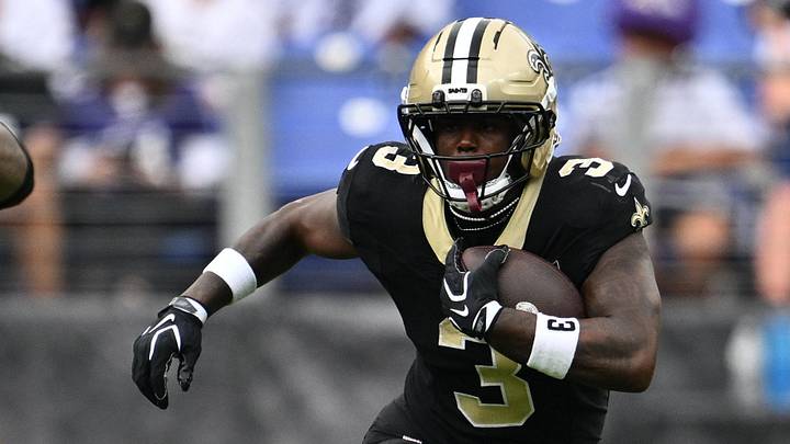 Sep 20, 2026; Baltimore, Maryland, USA; New Orleans Saints running back Travis Etienne Jr. (3) runs with the ball in the second half against the Baltimore Ravens at M&T Bank Stadium. Mandatory Credit: Jamie Sabau-Imagn Images Sep 20, 2026; Baltimore, Maryland, USA; New Orleans Saints running back Travis Etienne Jr. (3) runs with the ball in the second half against the Baltimore Ravens at M&T Bank Stadium. Mandatory Credit: Jamie Sabau-Imagn Images