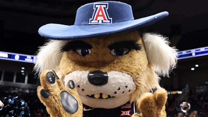 Mar 15, 2025; Kansas City, MO, USA; The Arizona Wildcats mascot performs for the Big 12 Conference Tournament Championship game at T-Mobile Center. Mandatory Credit: William Purnell-Imagn Images Mar 15, 2025; Kansas City, MO, USA; The Arizona Wildcats mascot performs for the Big 12 Conference Tournament Championship game at T-Mobile Center. Mandatory Credit: William Purnell-Imagn Images
