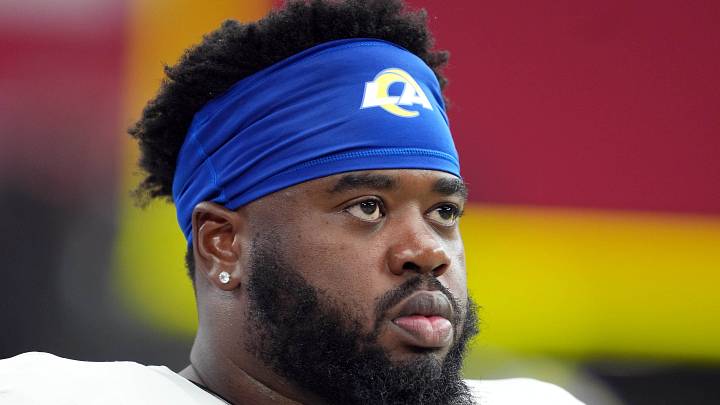 Sep 15, 2024; Glendale, Arizona, USA; Los Angeles Rams offensive tackle Geron Christian (59) looks on against the Arizona Cardinals during the first half at State Farm Stadium. Mandatory Credit: Joe Camporeale-Imagn Images Sep 15, 2024; Glendale, Arizona, USA; Los Angeles Rams offensive tackle Geron Christian (59) looks on against the Arizona Cardinals during the first half at State Farm Stadium. Mandatory Credit: Joe Camporeale-Imagn Images