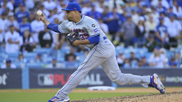 New York Mets reliever Edwin Diaz throws during Game 2 of a National League Championship Series against the Los Angeles Dodgers on Monday at Dodger Stadium.