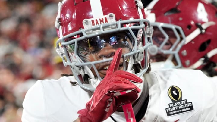 Alabama 's Isaiah Horton (1) celebrates an Alabama touchdown during the College Football Playoff game between the University of Oklahoma Sooners (OU) and the Alabama Crimson Tide at the Gaylord Family - Oklahoma Memorial Stadium in Norman, Okla., Friday Dec. 19, 2025.
