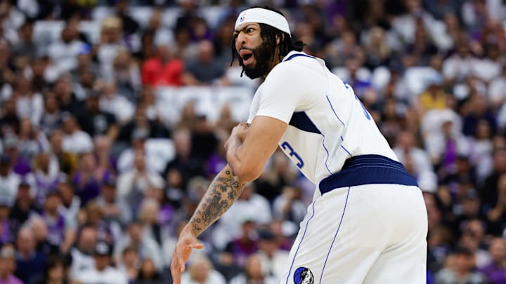 Dallas Mavericks, Anthony Davis