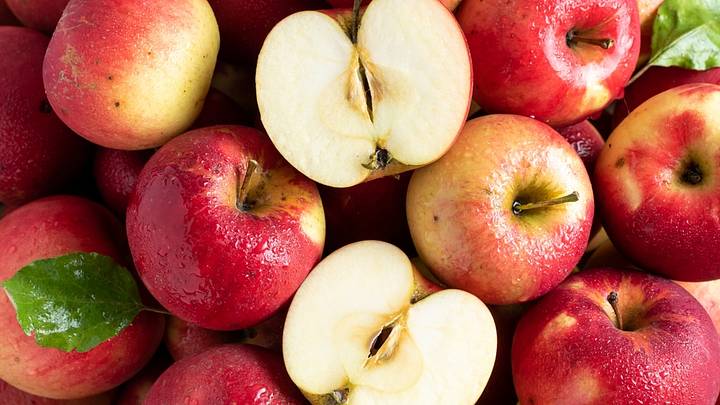 Red apples in a pile Red apples in a pile