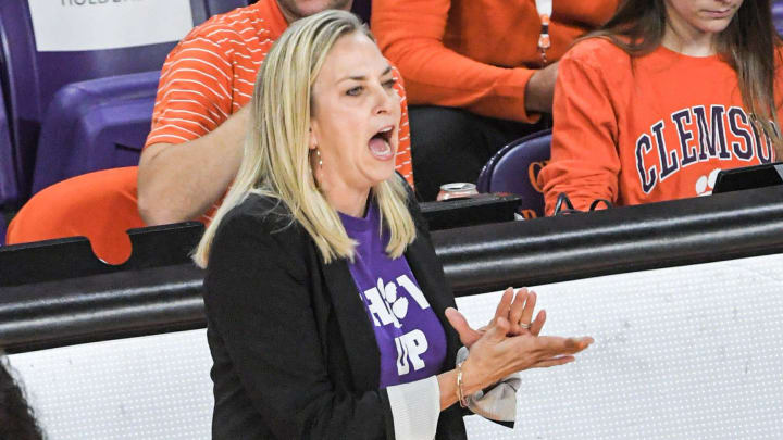 Clemson Coach Amanda Butler during the first quarter at Littlejohn Coliseum in Clemson, S.C. Monday, November 6, 2023.