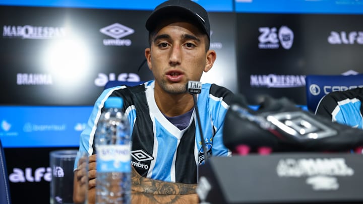 Uruguaio foi contratado para esta temporada Uruguaio foi contratado para esta temporada