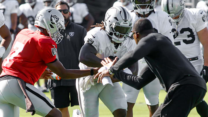 Las Vegas Raiders QB Geno Smith, RB Ashton Jeanty