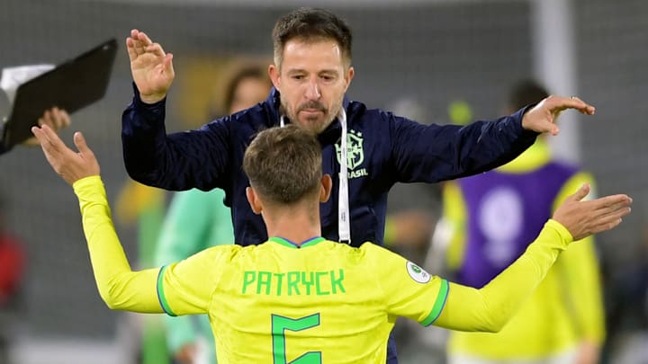 Time de Ramon Menezes se classificou para o Mundial Time de Ramon Menezes se classificou para o Mundial