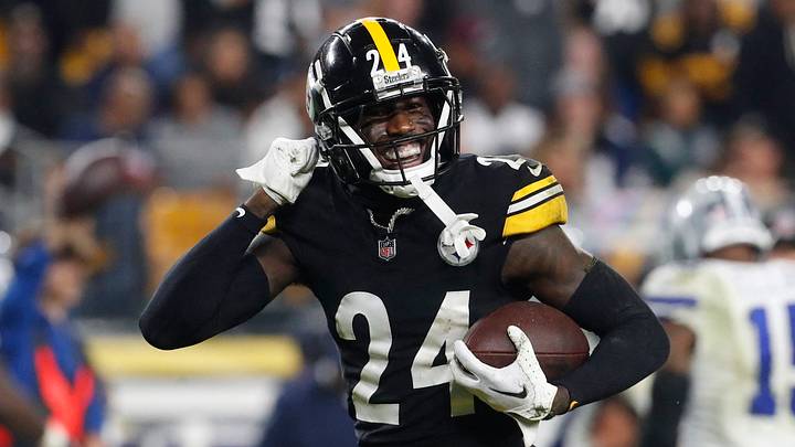 Oct 6, 2024; Pittsburgh, Pennsylvania, USA; Pittsburgh Steelers cornerback Joey Porter Jr. (24) reacts after an interception against the Dallas Cowboys during the fourth quarter at Acrisure Stadium. Dallas won 20-17. Mandatory Credit: Charles LeClaire-Imagn Images Oct 6, 2024; Pittsburgh, Pennsylvania, USA; Pittsburgh Steelers cornerback Joey Porter Jr. (24) reacts after an interception against the Dallas Cowboys during the fourth quarter at Acrisure Stadium. Dallas won 20-17. Mandatory Credit: Charles LeClaire-Imagn Images