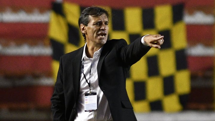 Fabián Bustos vai ter muito trabalho ao longo da temporada. 