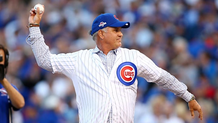 Oct 12, 2015; Chicago, IL, USA; Chicago Cubs hall of fame infielder Ryne Sandberg throws out the