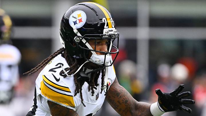 Pittsburgh Steelers safety Rayshawn Jenkins