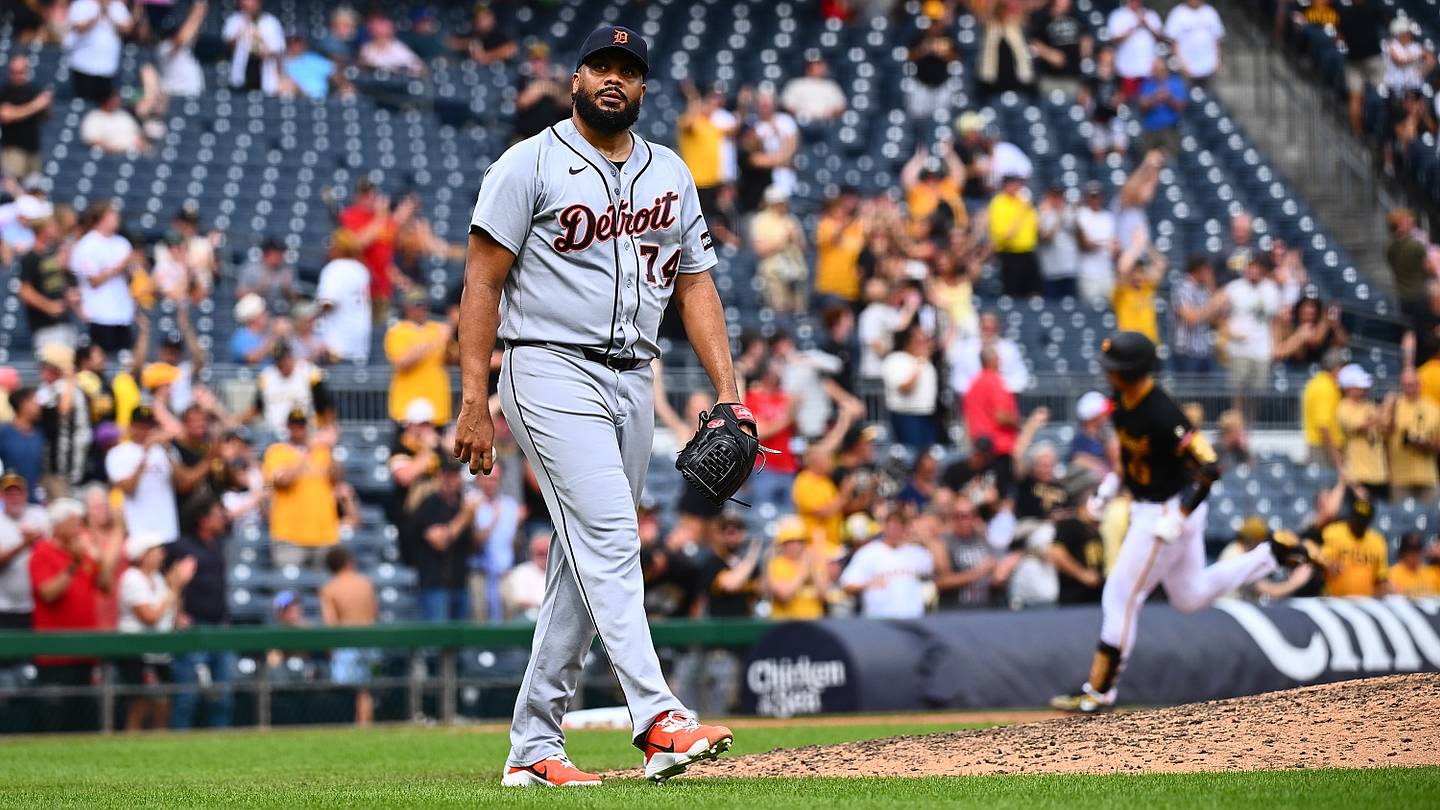 Tigers' uniquely awful late-game bullpen blame begins with Scott Harris, not Kenley Jansen