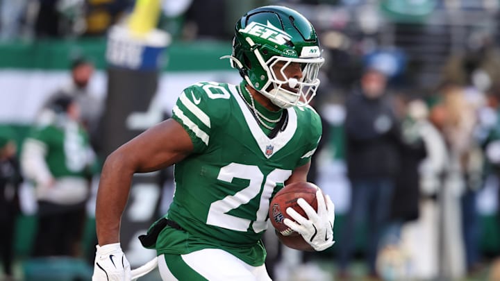 Jan 5, 2025; East Rutherford, New Jersey, USA; New York Jets running back Breece Hall (20) during pregame warmups for their game against the Miami Dolphins at MetLife Stadium. Mandatory Credit: Ed Mulholland-Imagn Images
