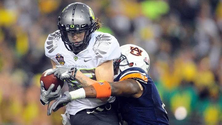The Oregon roster used to be built around tough-minded diamonds in the rough. Now Dan Lanning and the Ducks don't have to choose,  They develop players AND land blue-chip stars.