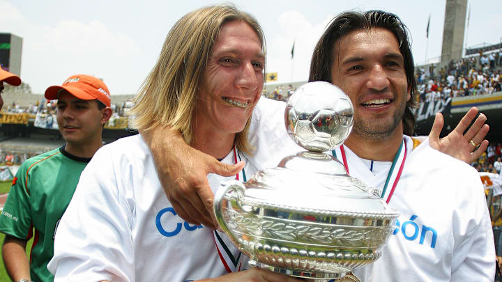 El brasileño Leandro Augusto a lado de Francisco 'Kikin' Fonseca.