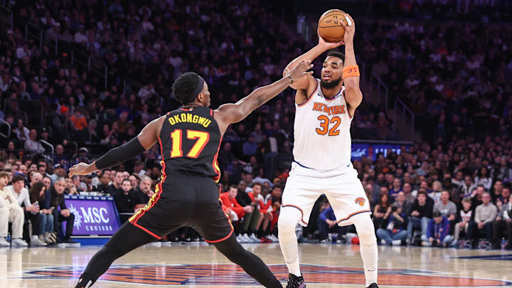 Feb 12, 2025; New York, New York, USA; New York Knicks center Karl-Anthony Towns (32) looks to drive past Atlanta Hawks forward Onyeka Okongwu (17) in the second quarter at Madison Square Garden. Mandatory Credit: Wendell Cruz-Imagn Images Feb 12, 2025; New York, New York, USA; New York Knicks center Karl-Anthony Towns (32) looks to drive past Atlanta Hawks forward Onyeka Okongwu (17) in the second quarter at Madison Square Garden. Mandatory Credit: Wendell Cruz-Imagn Images