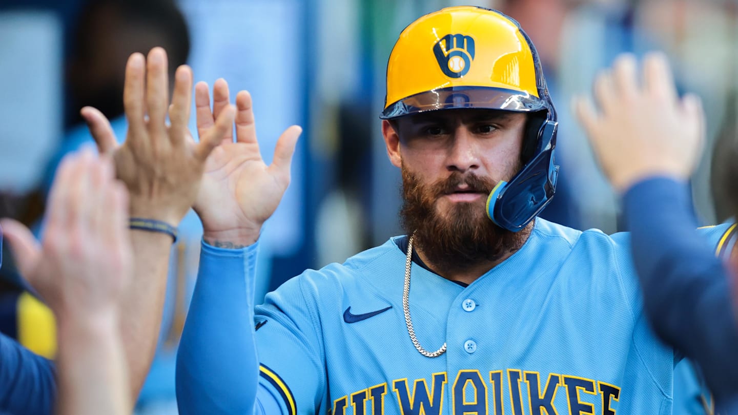 Brewers Have Joey Ortiz Problem Early in 2026