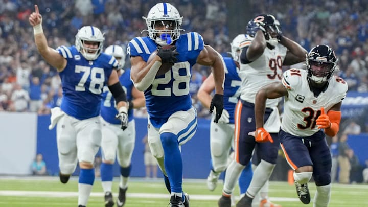 Indianapolis Colts running back Jonathan Taylor (28) rushes for a touchdown Sunday, Sept. 22, 2024, during a game against the Chicago Bears at Lucas Oil Stadium in Indianapolis. Indianapolis Colts running back Jonathan Taylor (28) rushes for a touchdown Sunday, Sept. 22, 2024, during a game against the Chicago Bears at Lucas Oil Stadium in Indianapolis.
