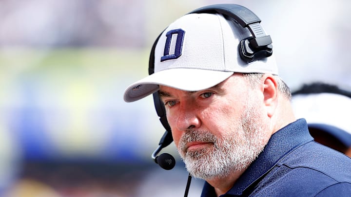 Dallas Cowboys v Los Angeles Rams