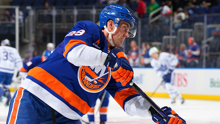 Toronto Maple Leafs v New York Islanders Toronto Maple Leafs v New York Islanders