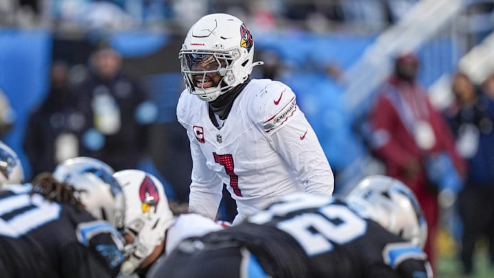 Dec 22, 2024; Charlotte, North Carolina, USA; Arizona Cardinals linebacker Kyzir White (7) during the second half against the Carolina Panthers at Bank of America Stadium. Mandatory Credit: Jim Dedmon-Imagn Images