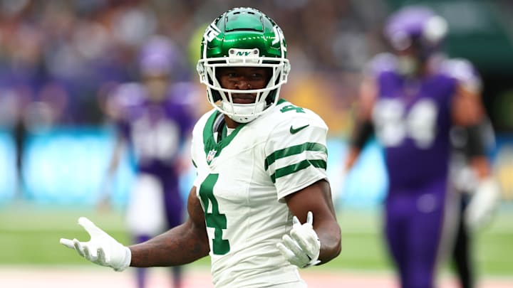 Oct 6, 2024; Tottenham, ENG; New York Jets Defensive Back D.J. Reed (4) complains about a foul in the 2nd Quarter against Minnesota Vikings at Tottenham Hotspur Stadium. Mandatory Credit: Shaun Brooks-Imagn Images