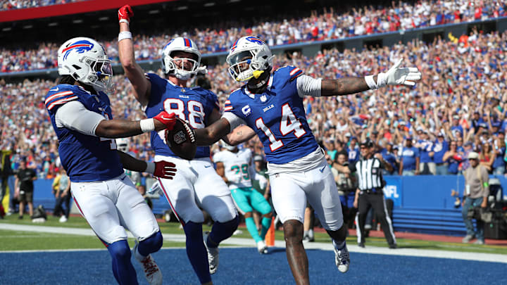 Miami Dolphins v Buffalo Bills