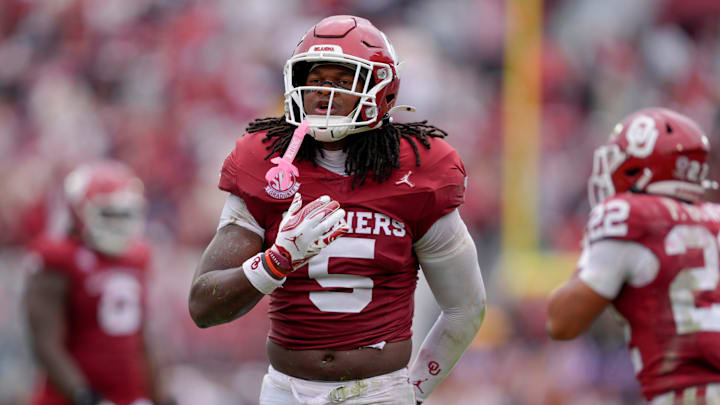 Oklahoma Sooners linebacker Kendal Daniels (5) celebrates during a college football game between the University of Oklahoma Sooners (OU) and the Ole Miss Rebels at Gaylord Family – Oklahoma Memorial Stadium in Norman, Okla., Saturday, Oct. 25, 2025. Ole Miss won 34-26.